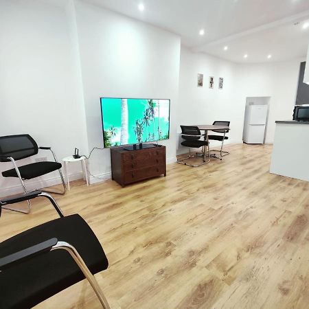3 Bed Flat Close To Liverpool St & Brick Lane London Exterior photo